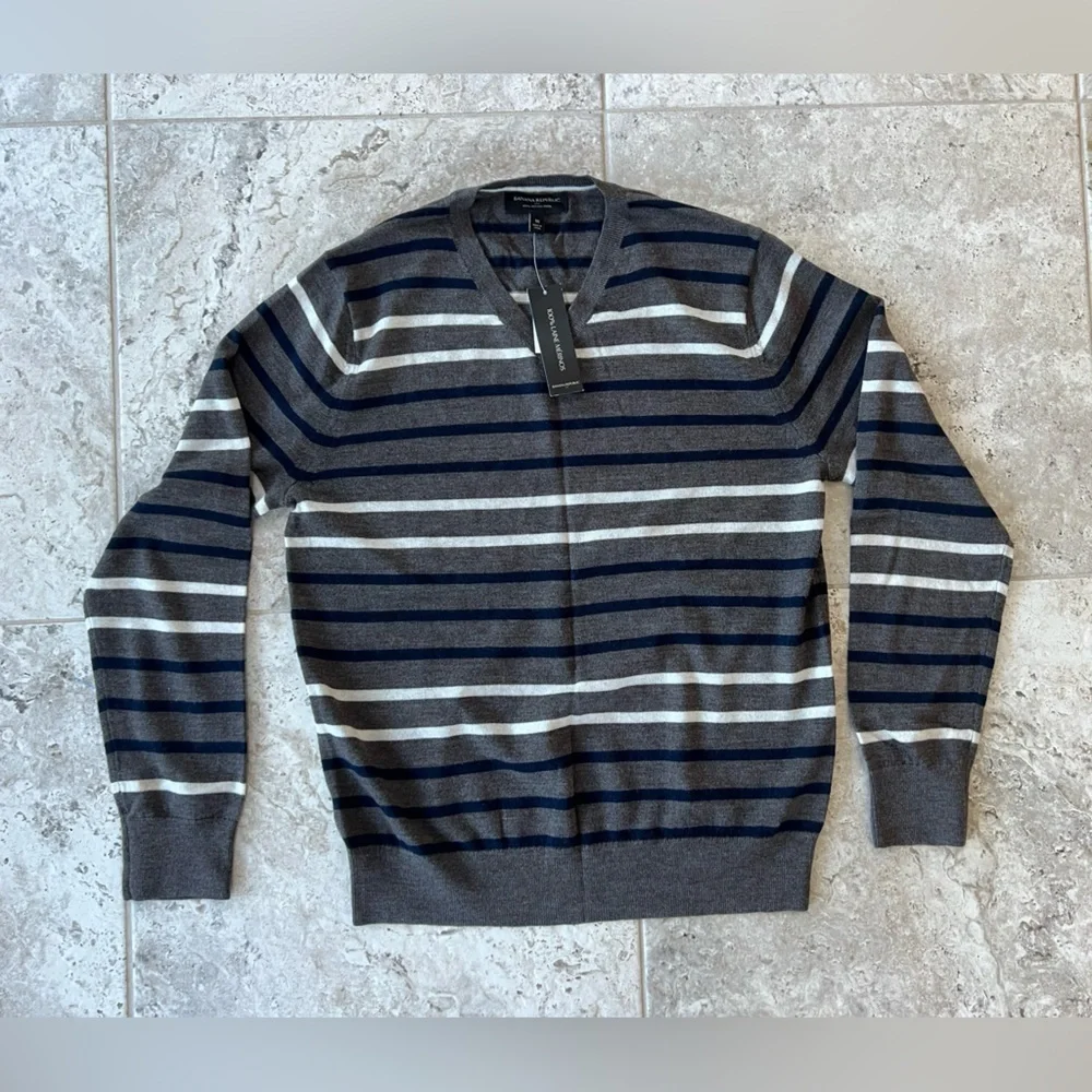 Banana Republic NWT Merino Wool Striped Pullover Sweater, Warm Gray + Navy, M